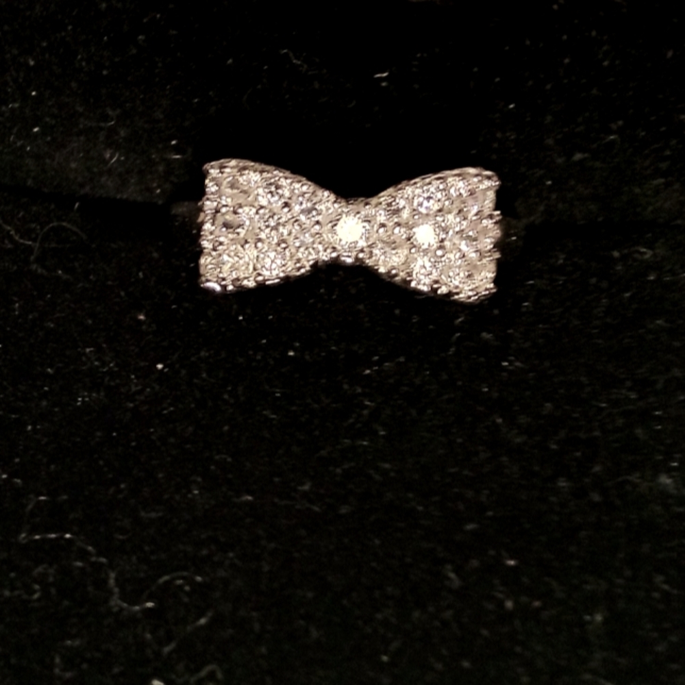 Girls fashion Bowtie sequins silver ring